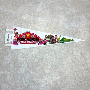 Vintage Parc Safari Pennant Flag Circus Clown Elephant Colorful Quebec